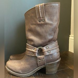 Frye size 7 leather boots